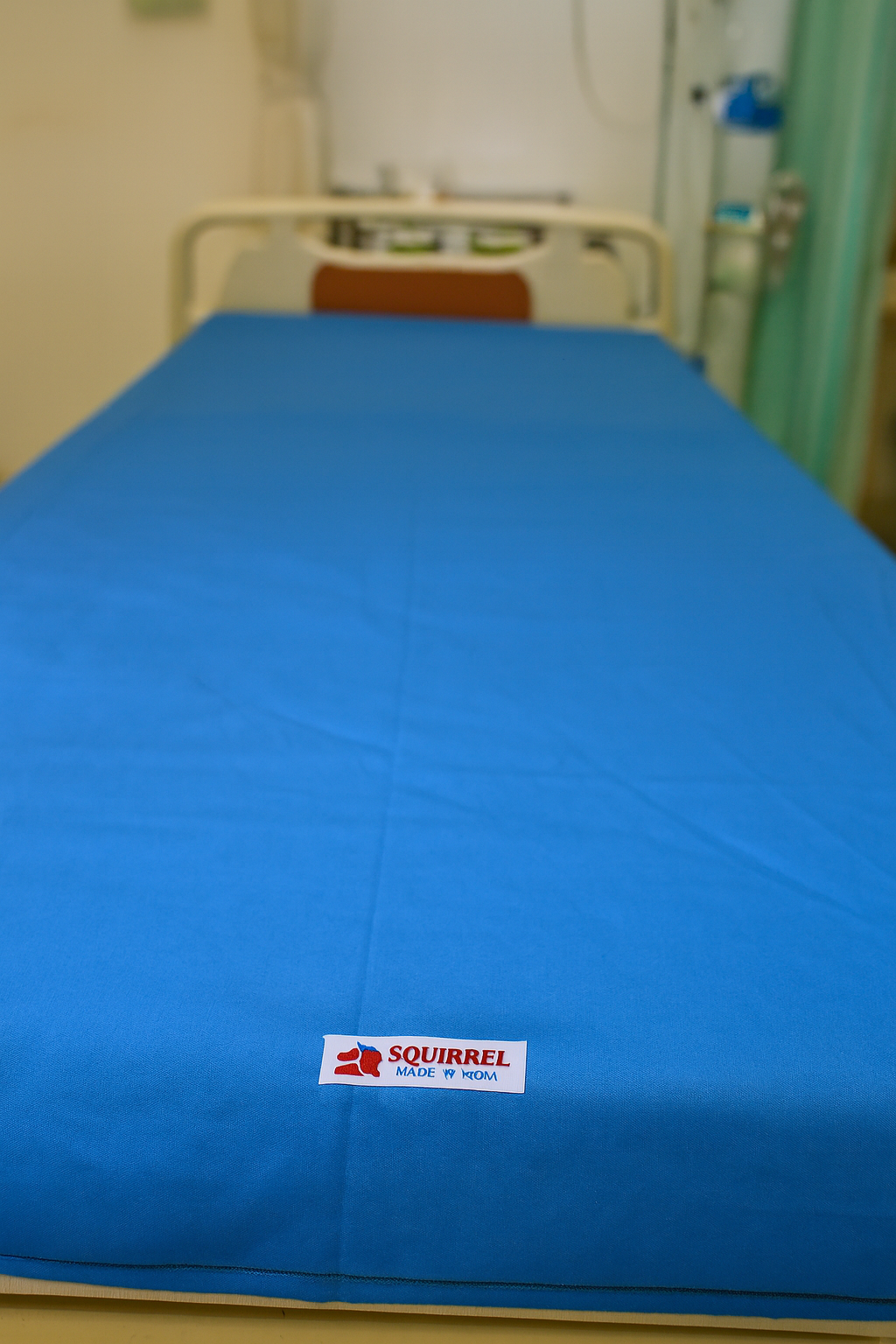 Heavy Bed Sheet (Poly, 150×230 cm)